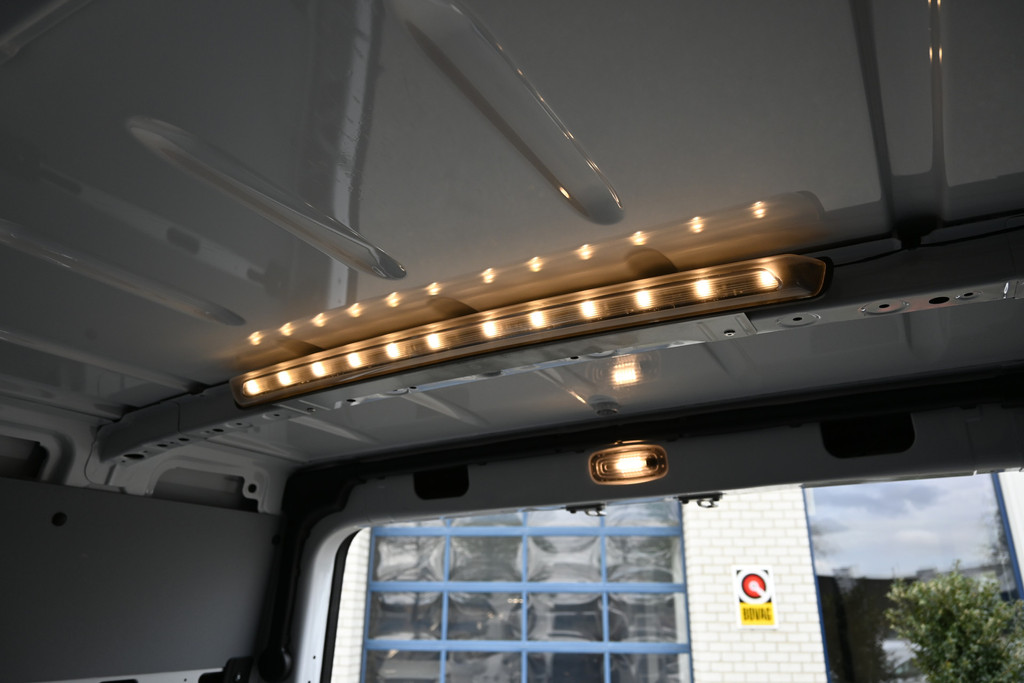 Mercedes-Benz eSprinter 13