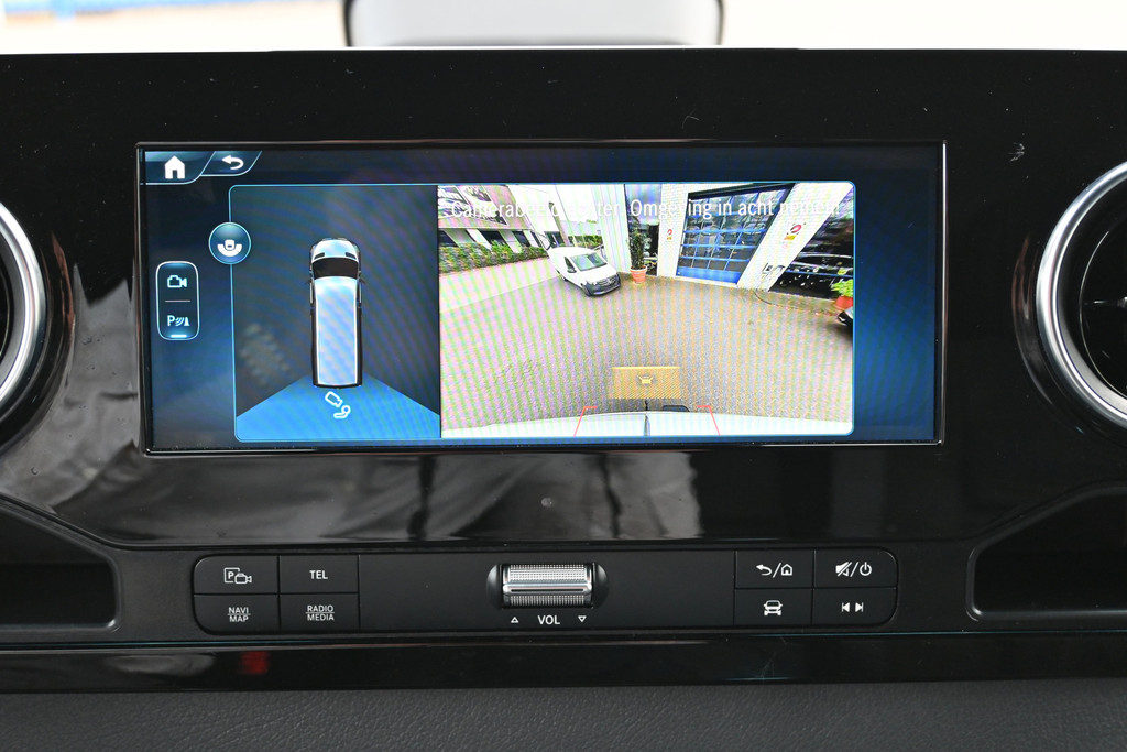 Mercedes-Benz eSprinter 6