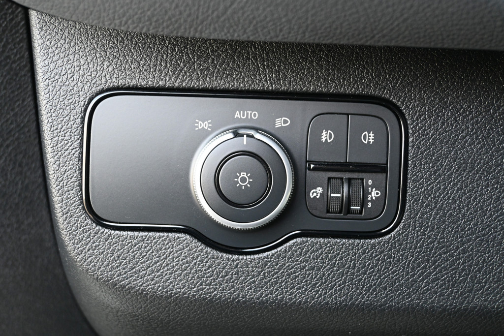 Mercedes-Benz Sprinter 14