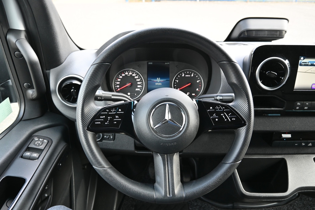 Mercedes-Benz Sprinter 20