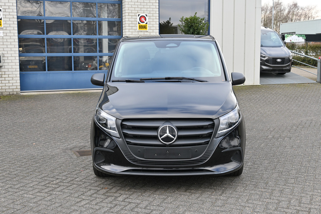 Mercedes-Benz Vito 1