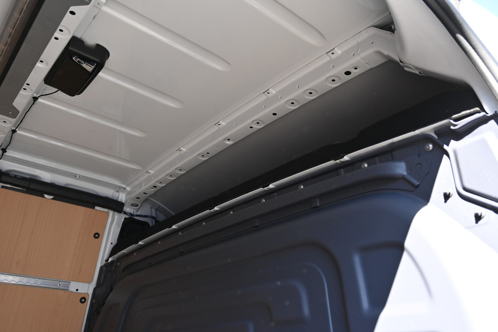 Mercedes-Benz Sprinter 13