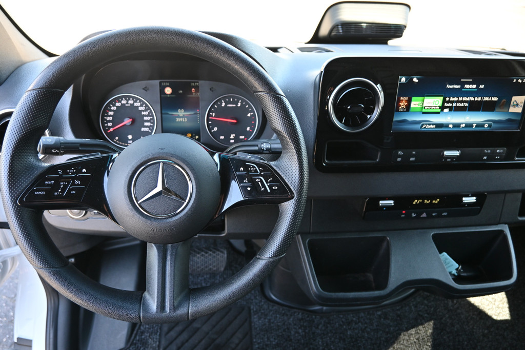 Mercedes-Benz Sprinter 15