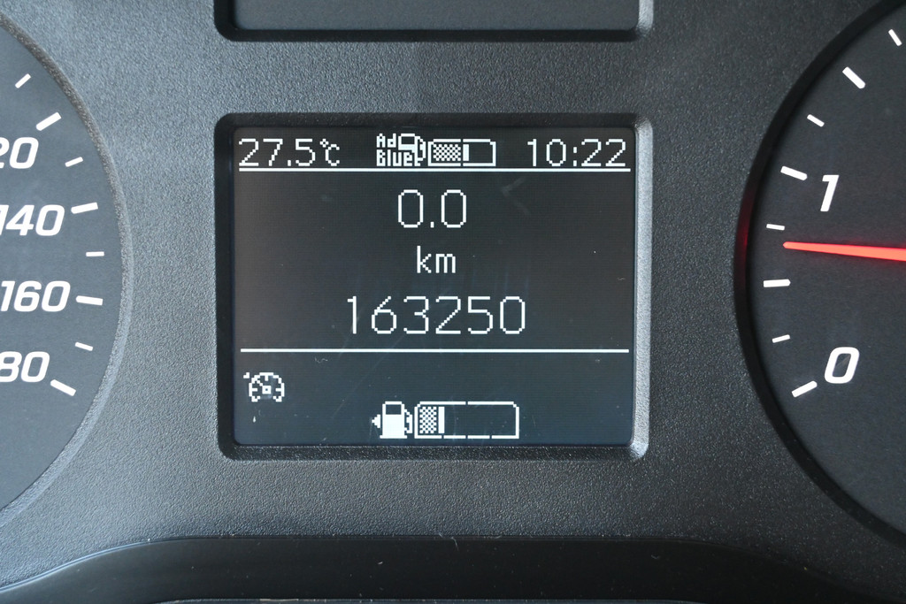 Mercedes-Benz Sprinter 19