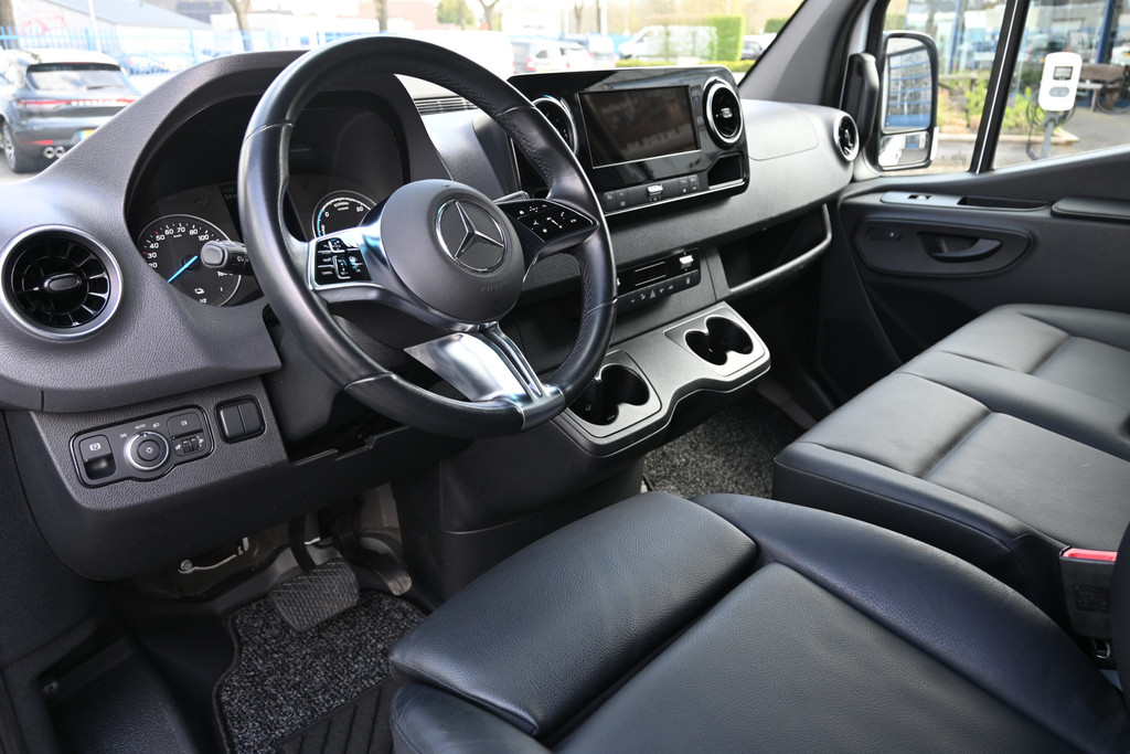 Mercedes-Benz eSprinter 3