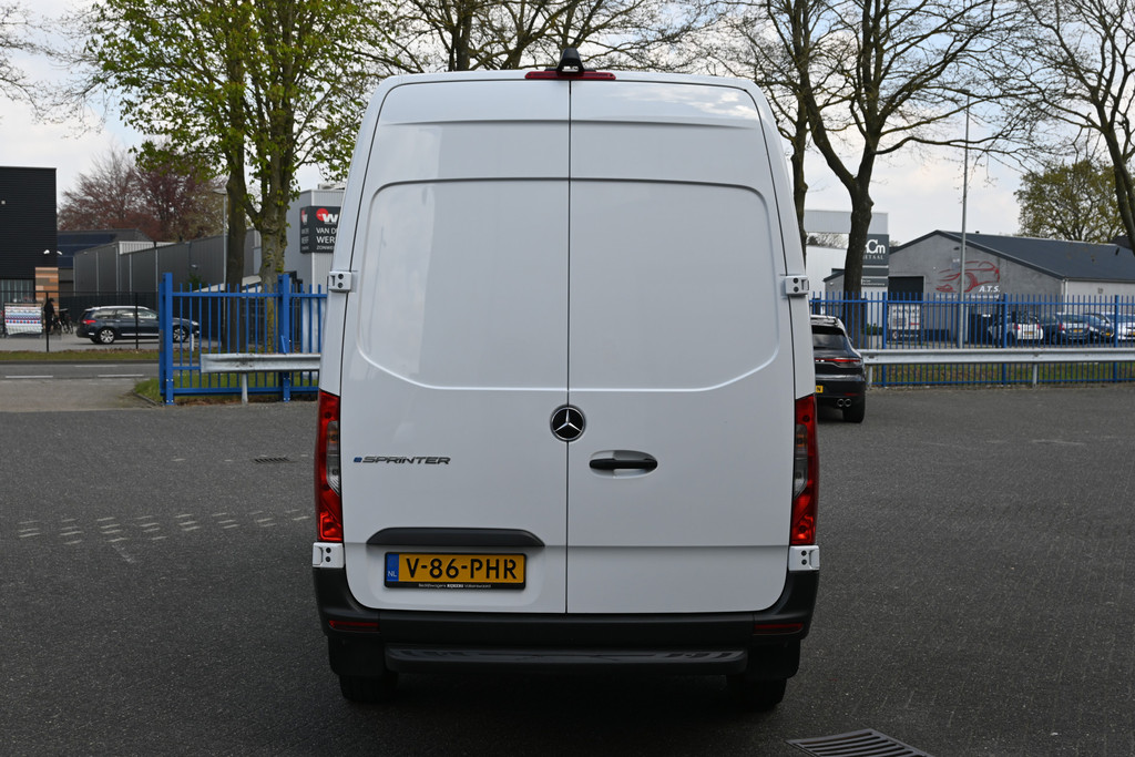 Mercedes-Benz eSprinter 9