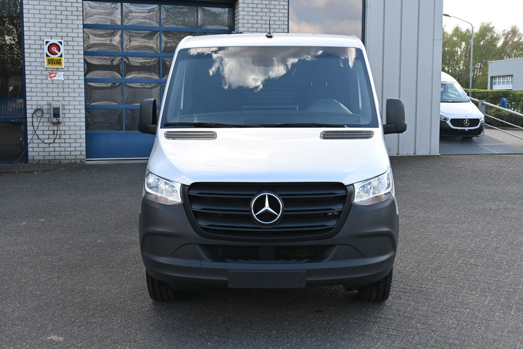 Mercedes-Benz Sprinter 1