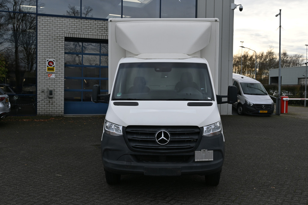 Mercedes-Benz Sprinter 1