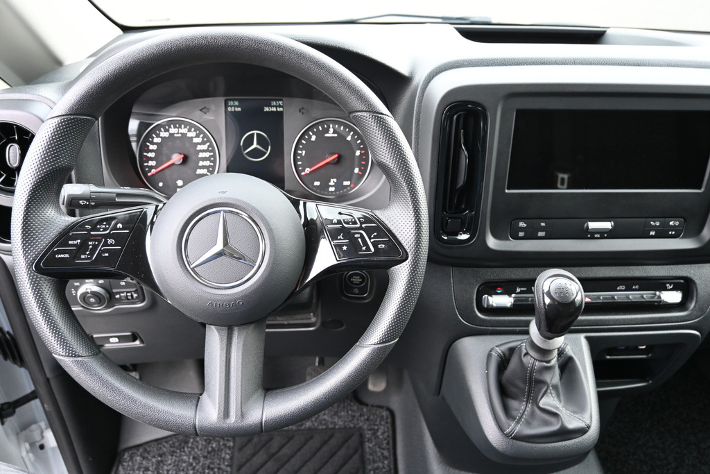 Mercedes-Benz Vito 11