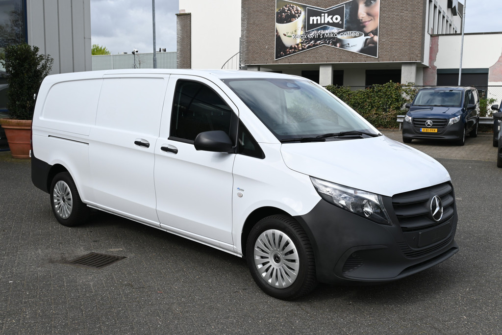 Mercedes-Benz Vito 8