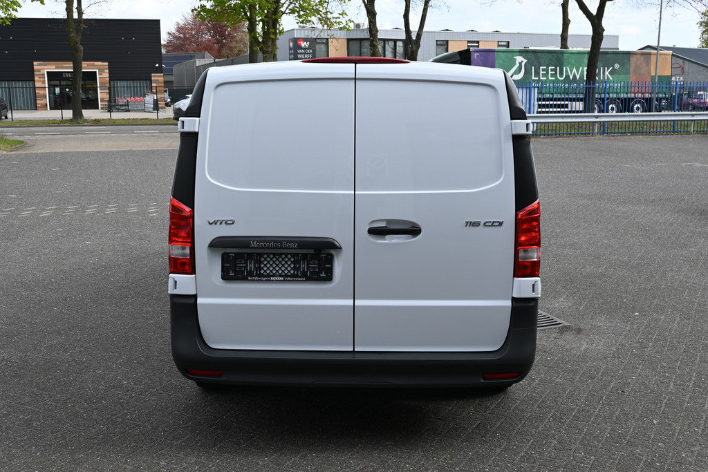 Mercedes-Benz Vito 9