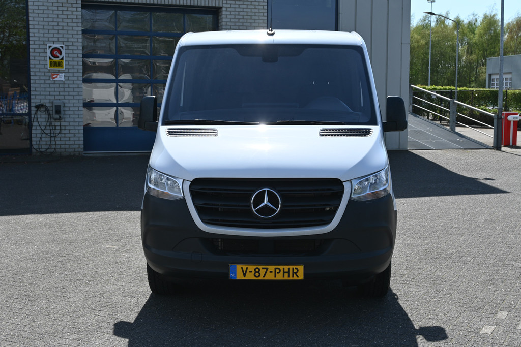 Mercedes-Benz Sprinter 1