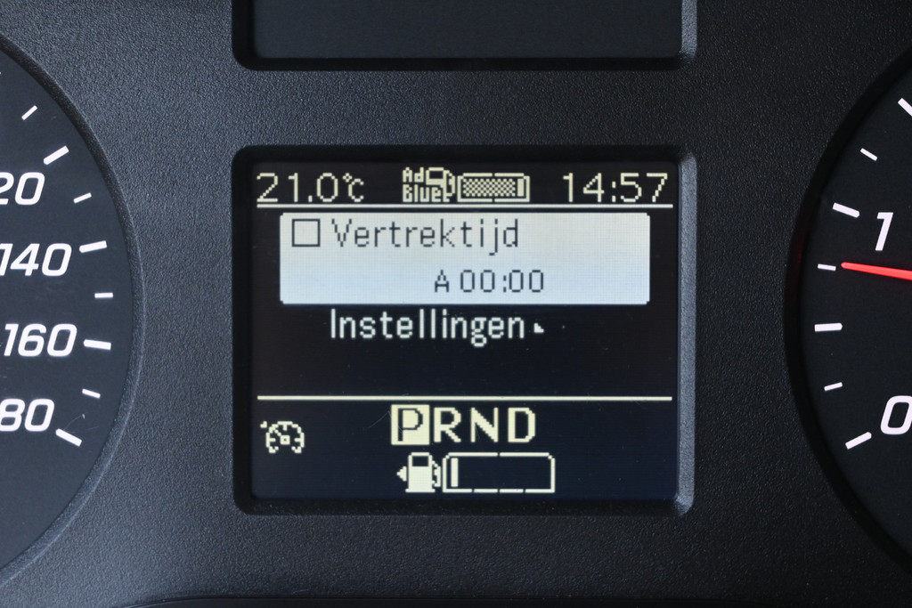 Mercedes-Benz Sprinter 17