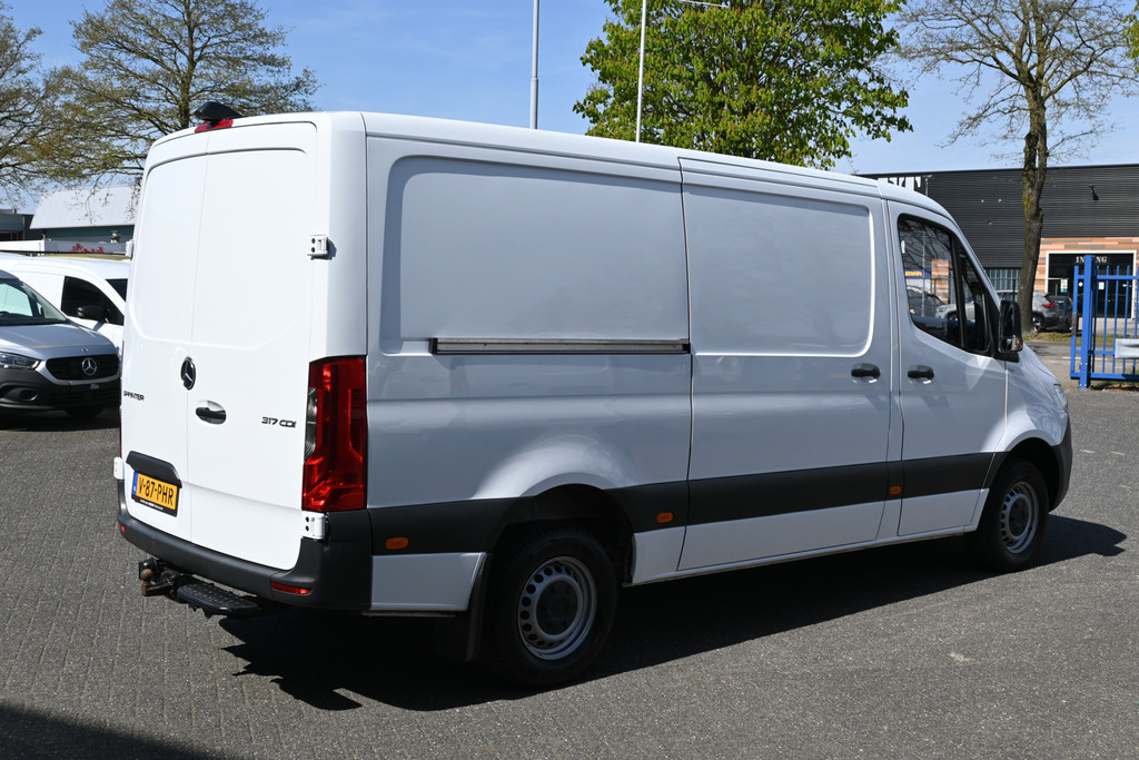 Mercedes-Benz Sprinter 2