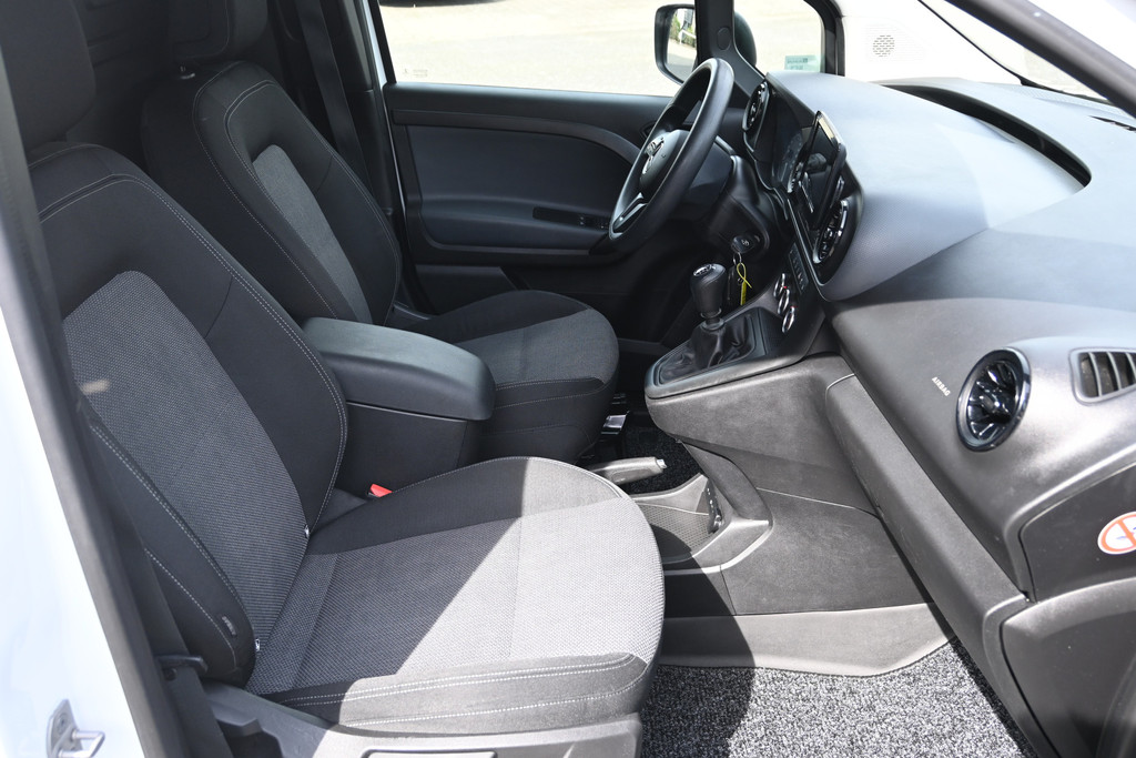 Mercedes-Benz Citan 8