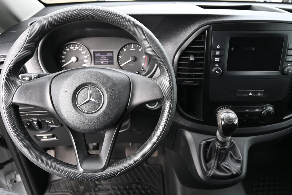 Mercedes-Benz Vito 11