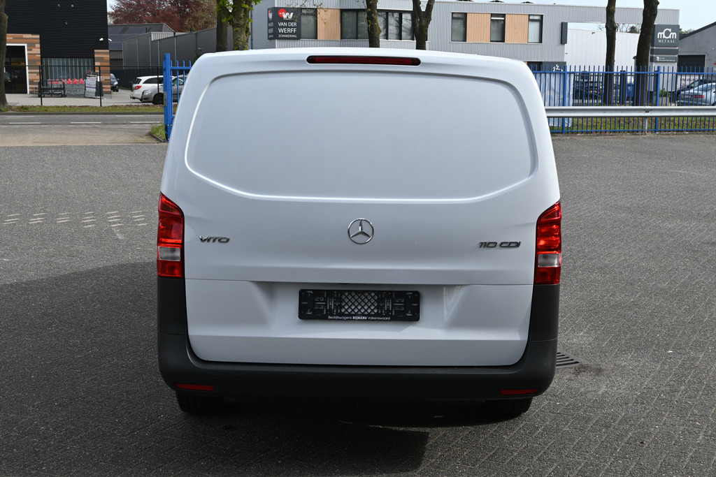 Mercedes-Benz Vito 9