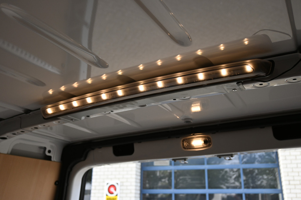 Mercedes-Benz Sprinter 13