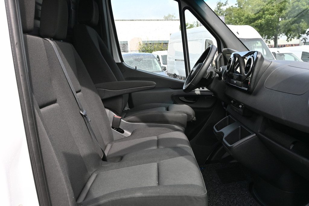 Mercedes-Benz Sprinter 6