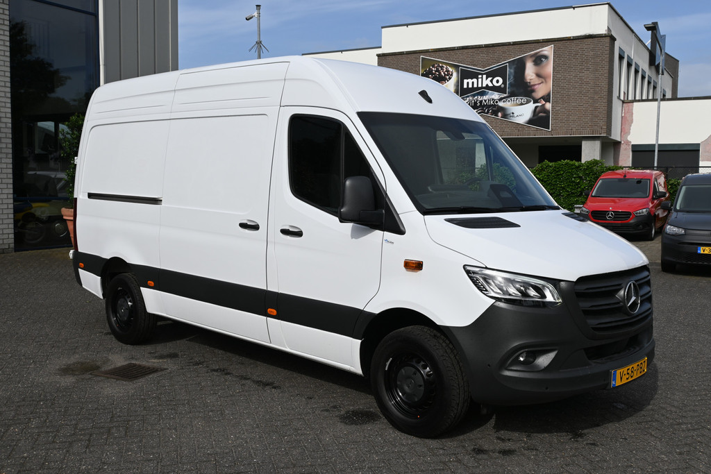 Mercedes-Benz Sprinter 7