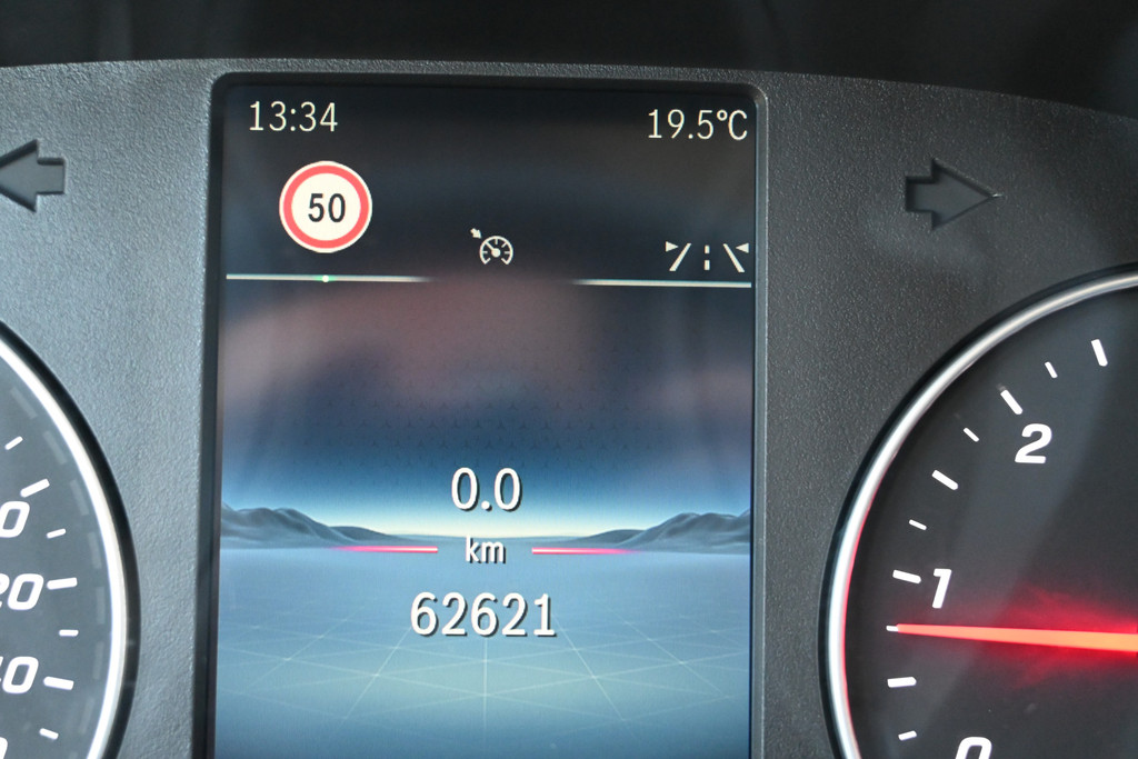 Mercedes-Benz Vito 16