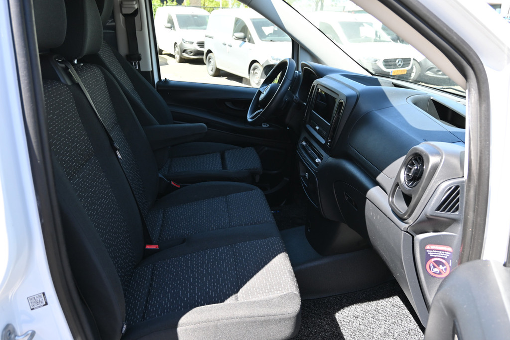 Mercedes-Benz Vito 7