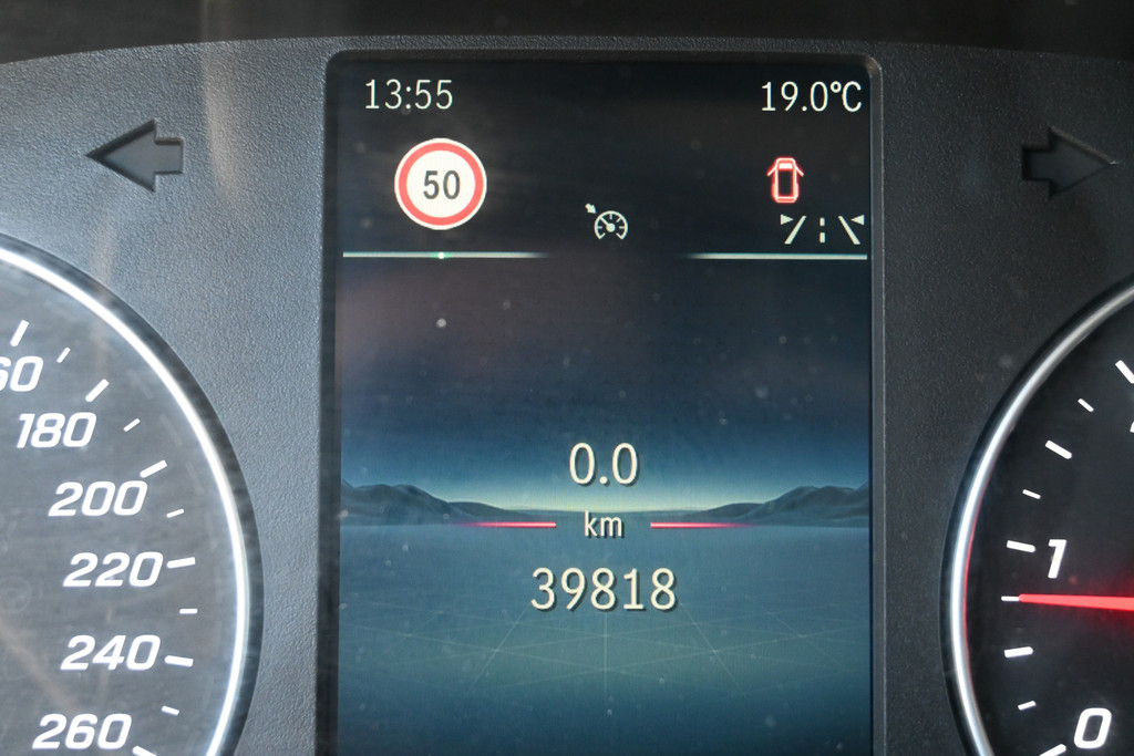 Mercedes-Benz Vito 16