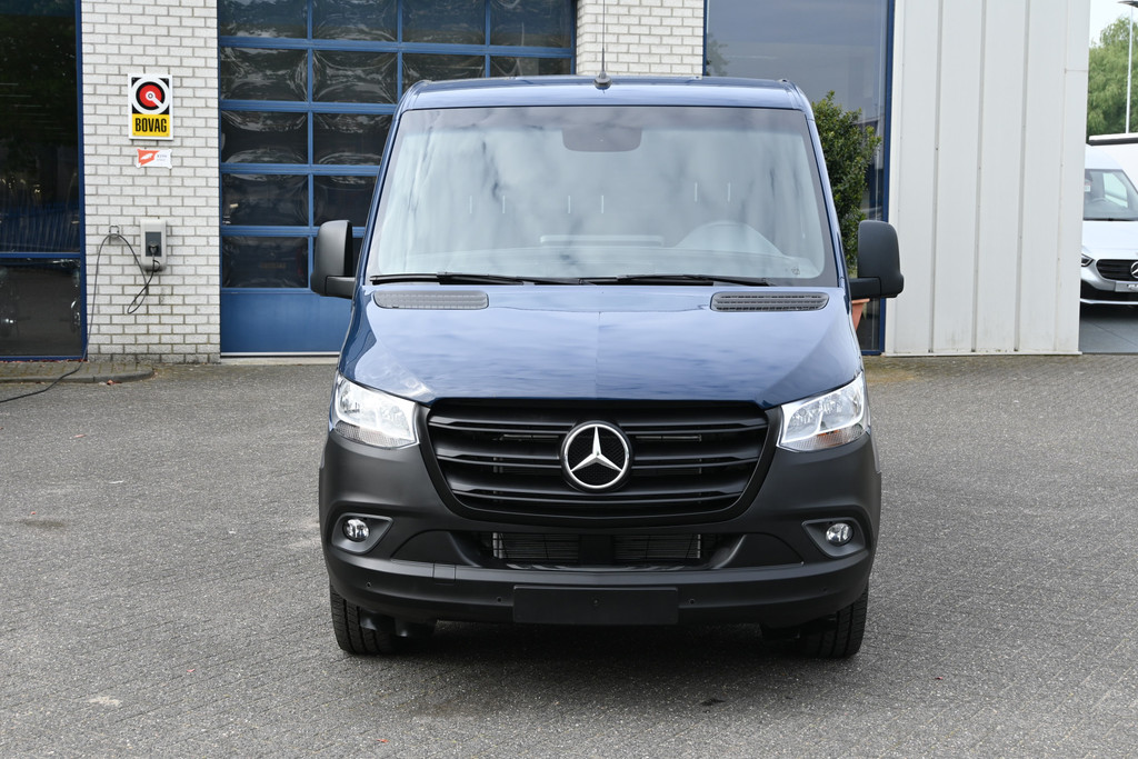 Mercedes-Benz Sprinter 1