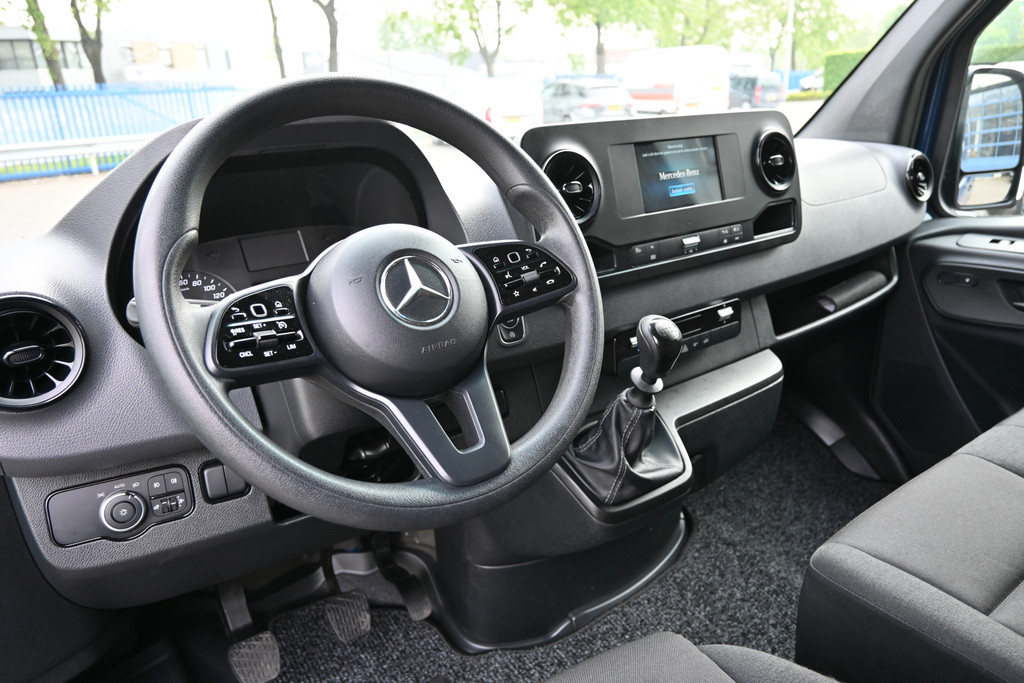 Mercedes-Benz Sprinter 3