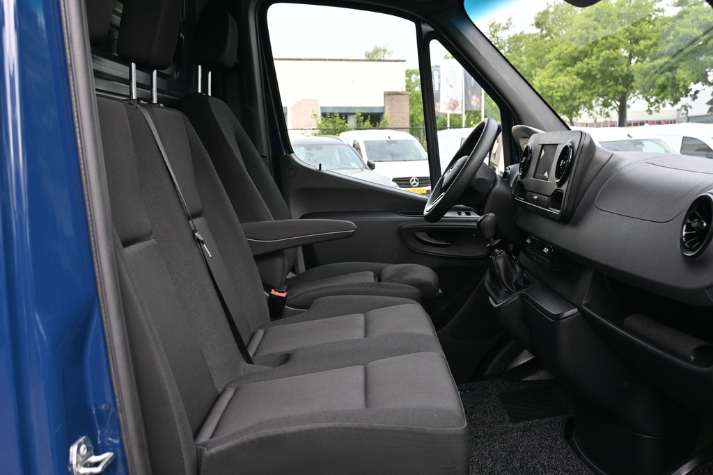 Mercedes-Benz Sprinter 7