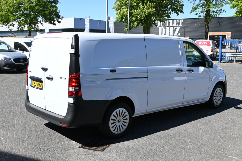 Mercedes-Benz Vito 2