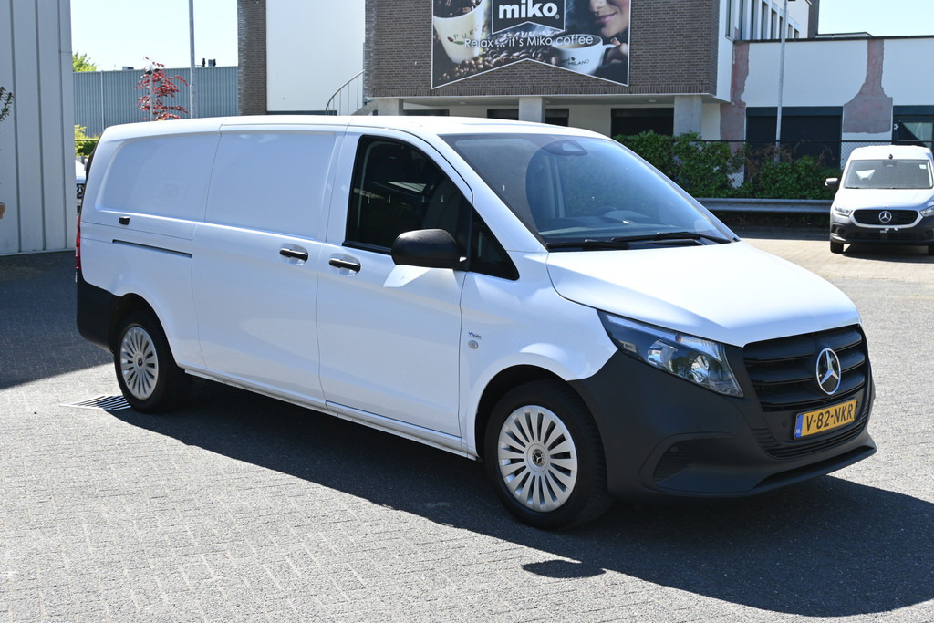 Mercedes-Benz Vito 8