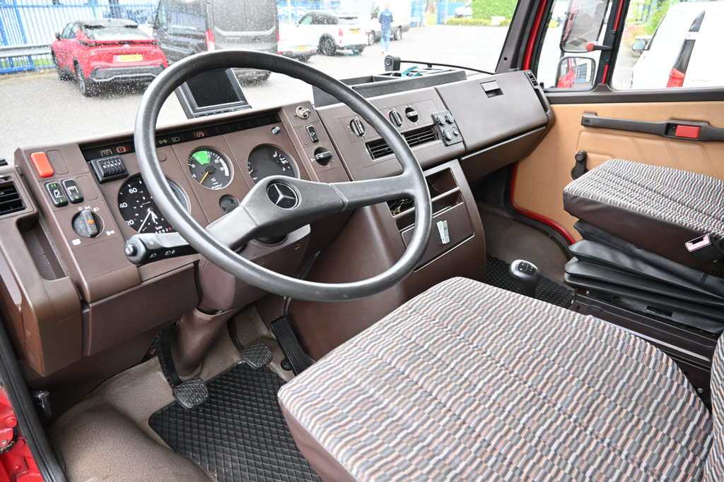 Mercedes-Benz Vario 3