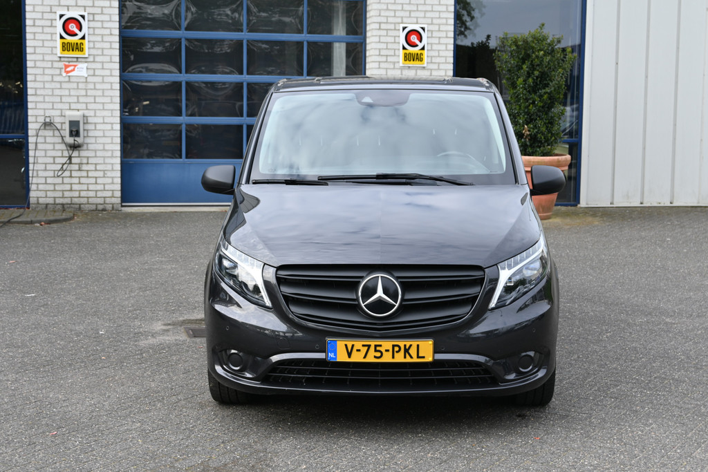 Mercedes-Benz Vito 1