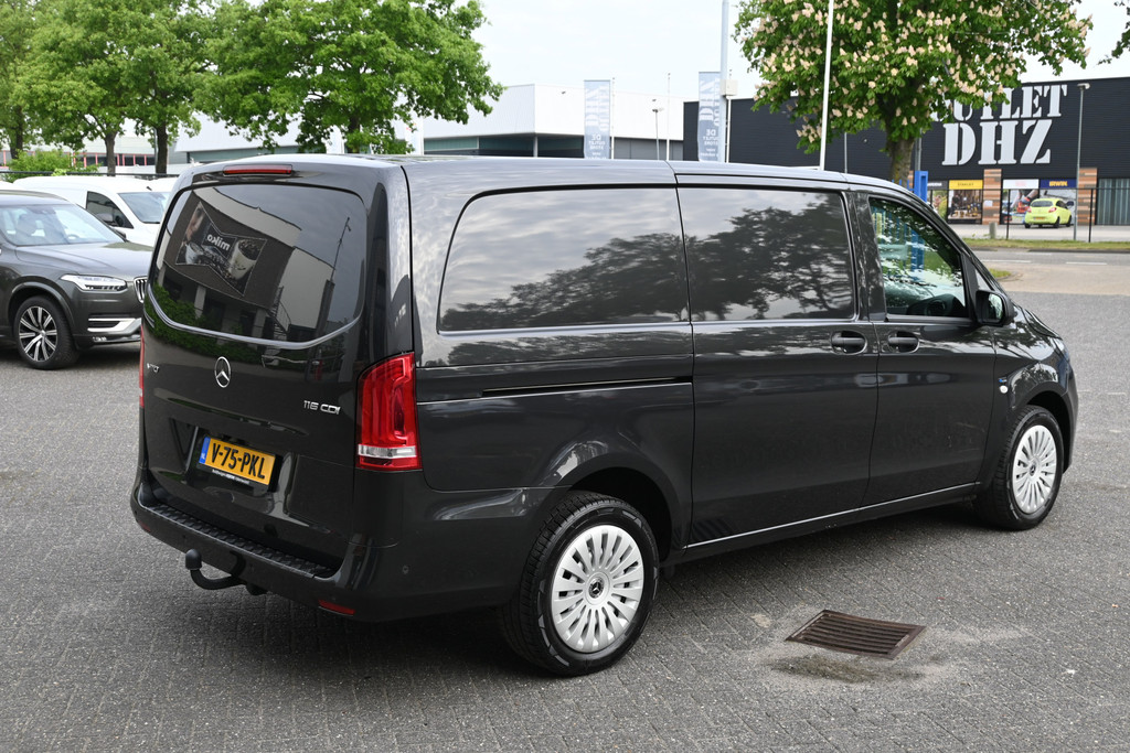 Mercedes-Benz Vito 2
