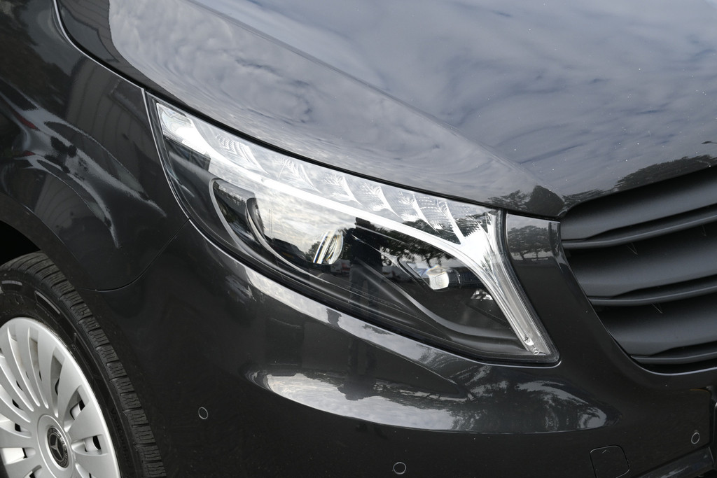 Mercedes-Benz Vito 9