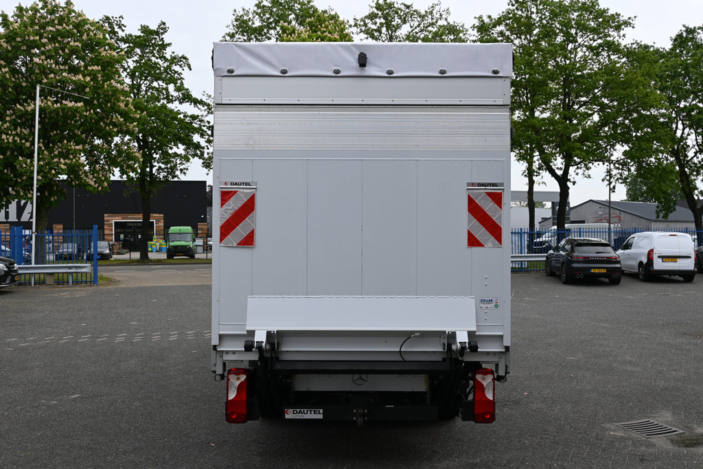 Mercedes-Benz Sprinter 13