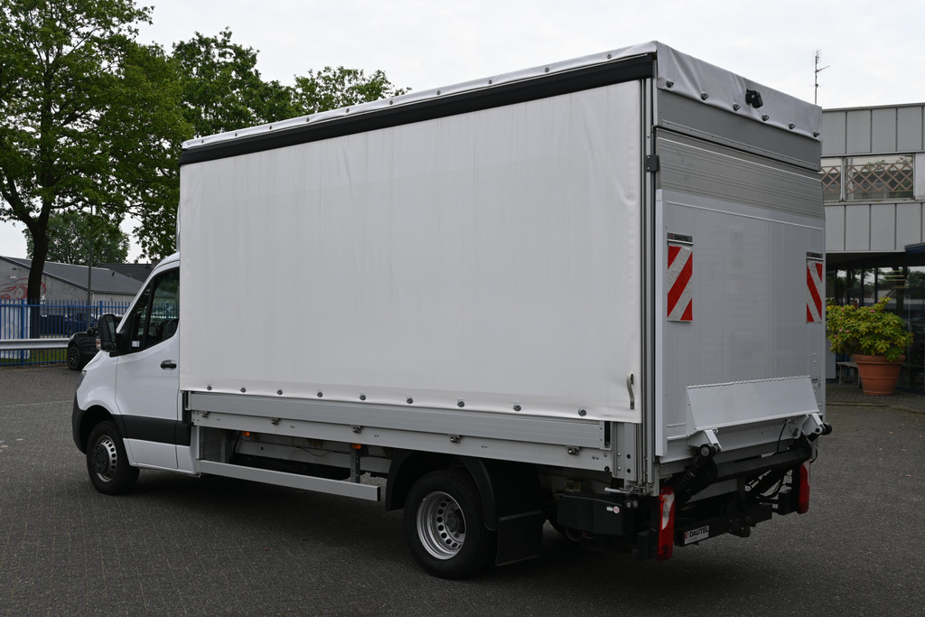 Mercedes-Benz Sprinter 14