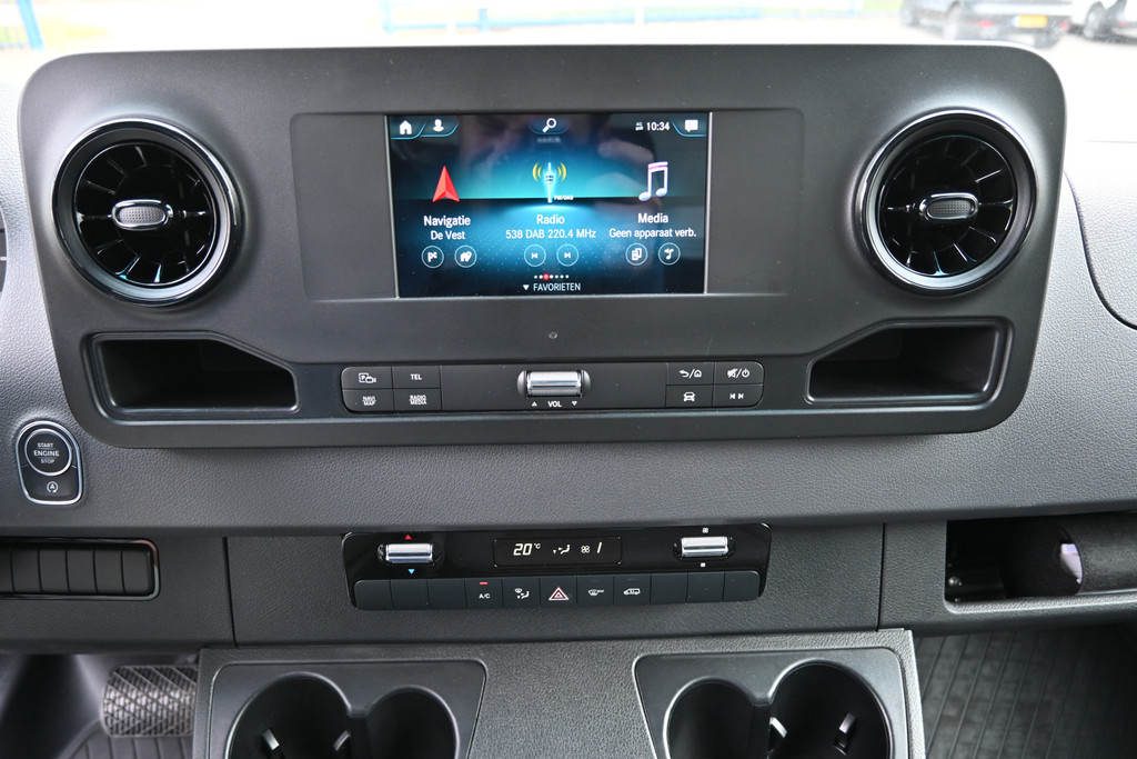 Mercedes-Benz Sprinter 5