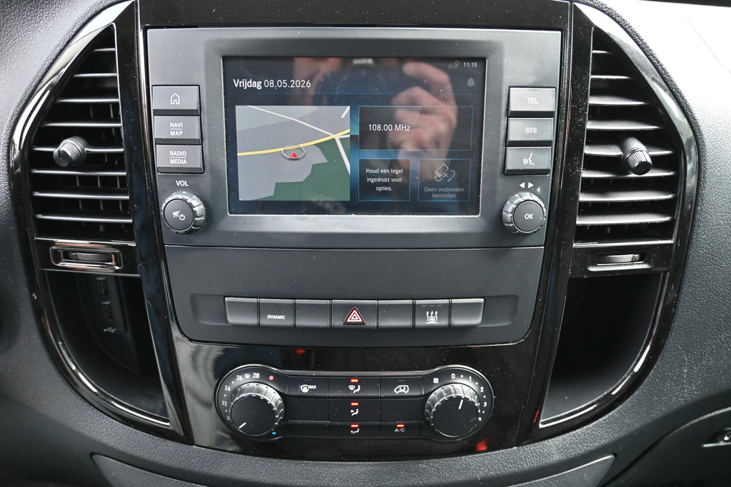 Mercedes-Benz eVito 4