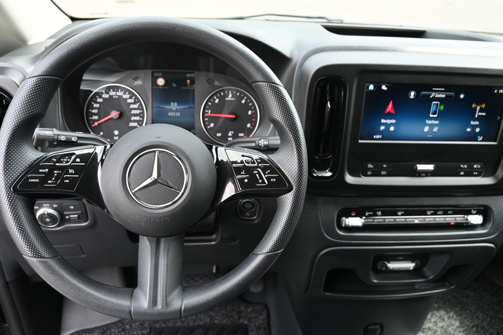 Mercedes-Benz Vito 15