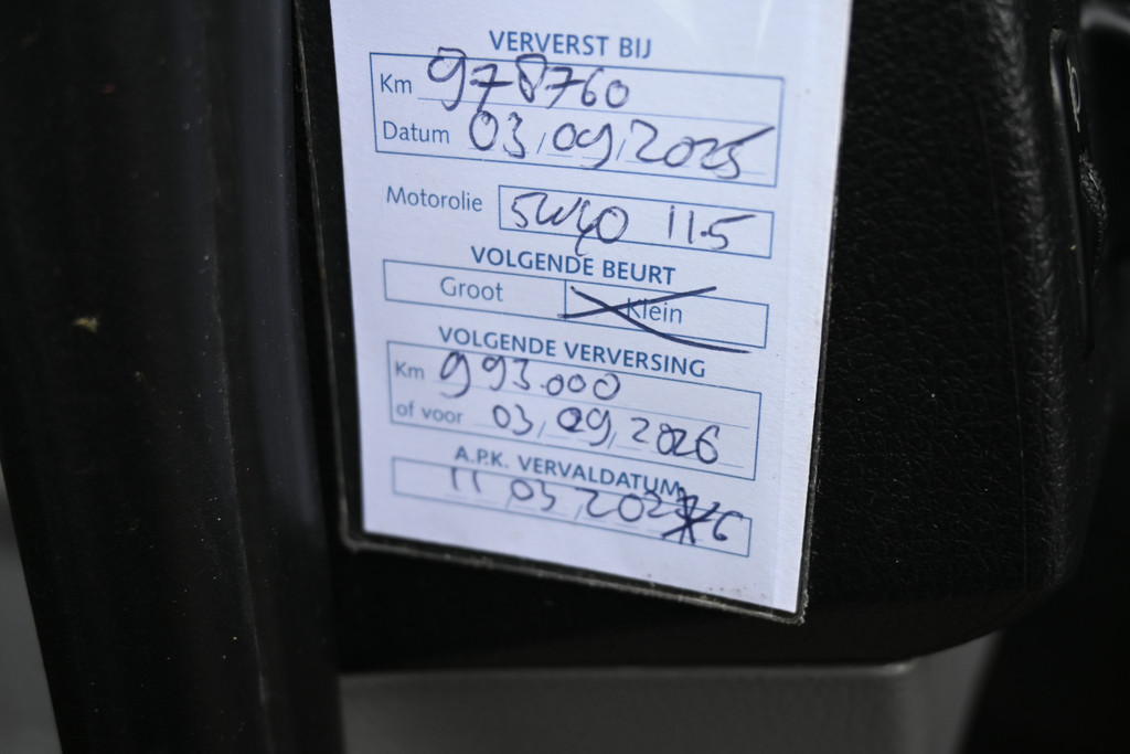 Mercedes-Benz Sprinter 16