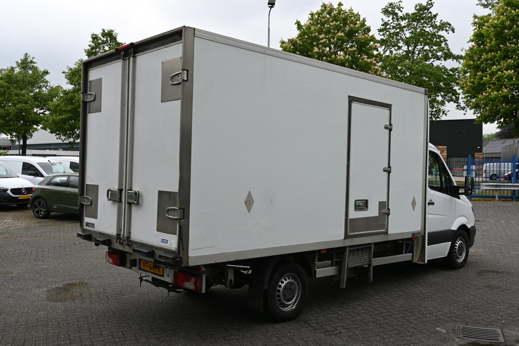 Mercedes-Benz Sprinter 2