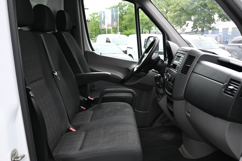 Mercedes-Benz Sprinter 5
