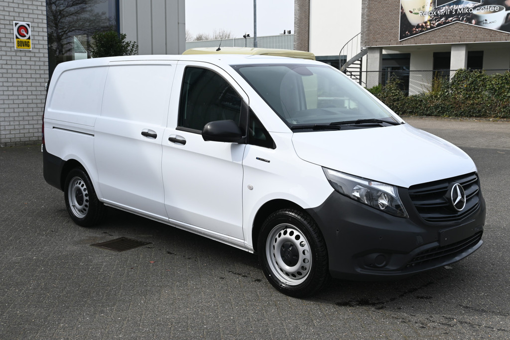 Mercedes-Benz eVito 7