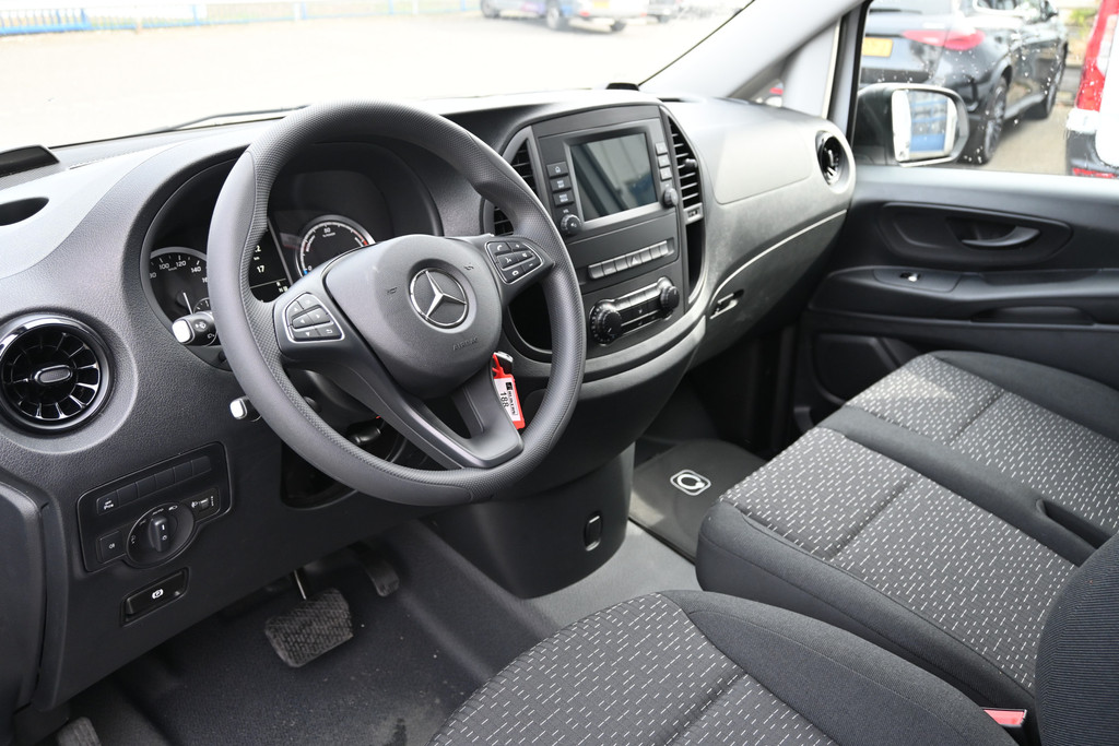 Mercedes-Benz eVito 3