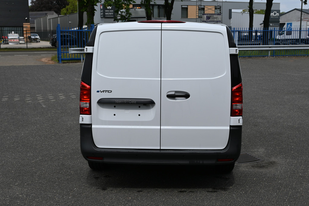 Mercedes-Benz eVito 10