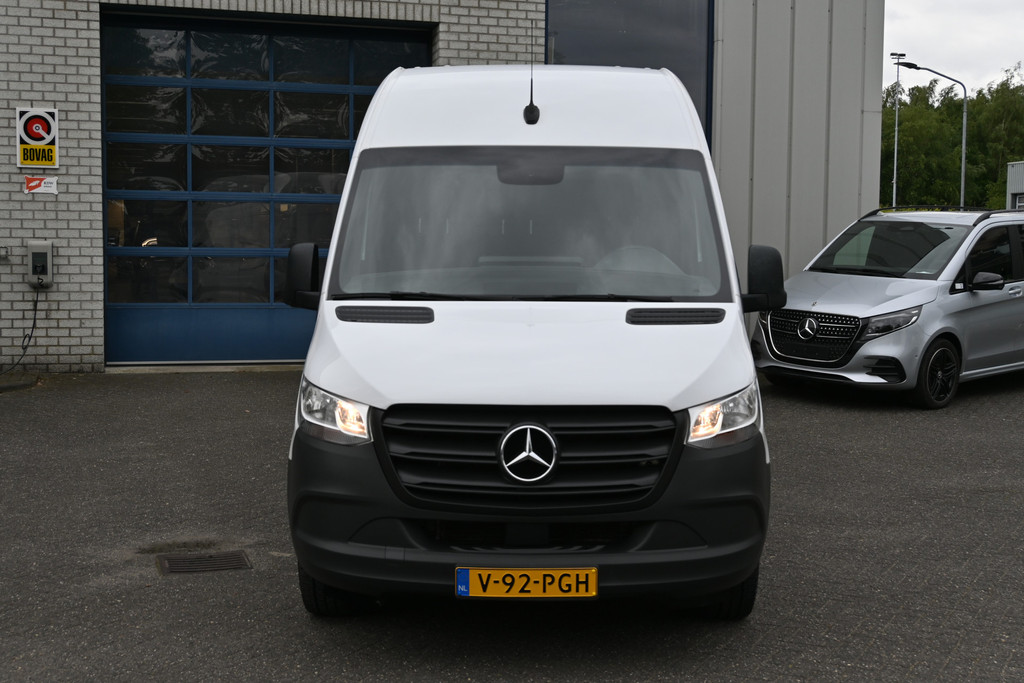 Mercedes-Benz Sprinter 1