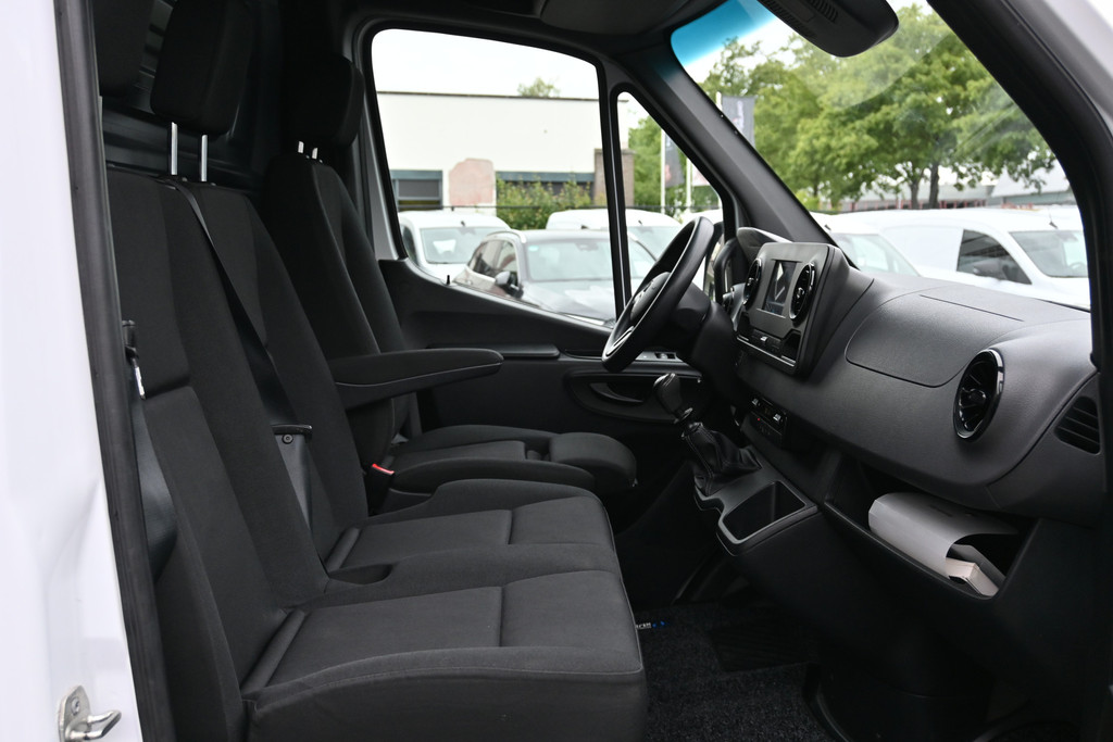 Mercedes-Benz Sprinter 7