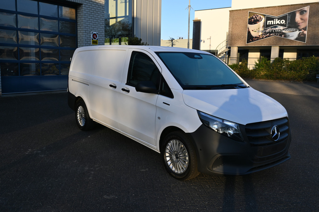 Mercedes-Benz eVito 2